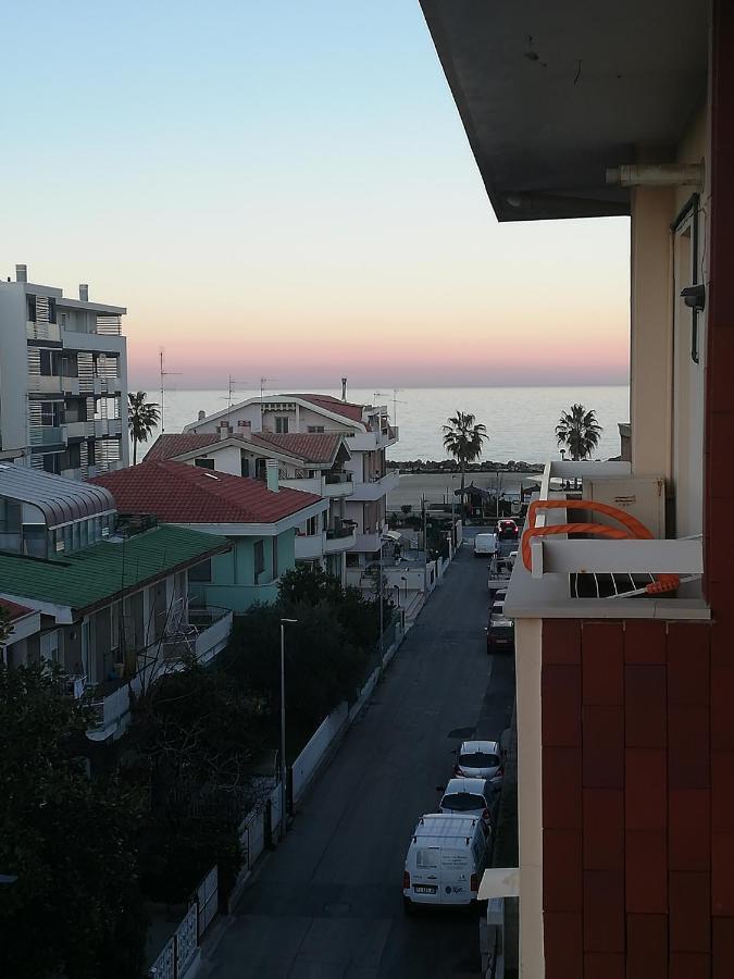 Sapore Di Mare Монтесильвано Экстерьер фото